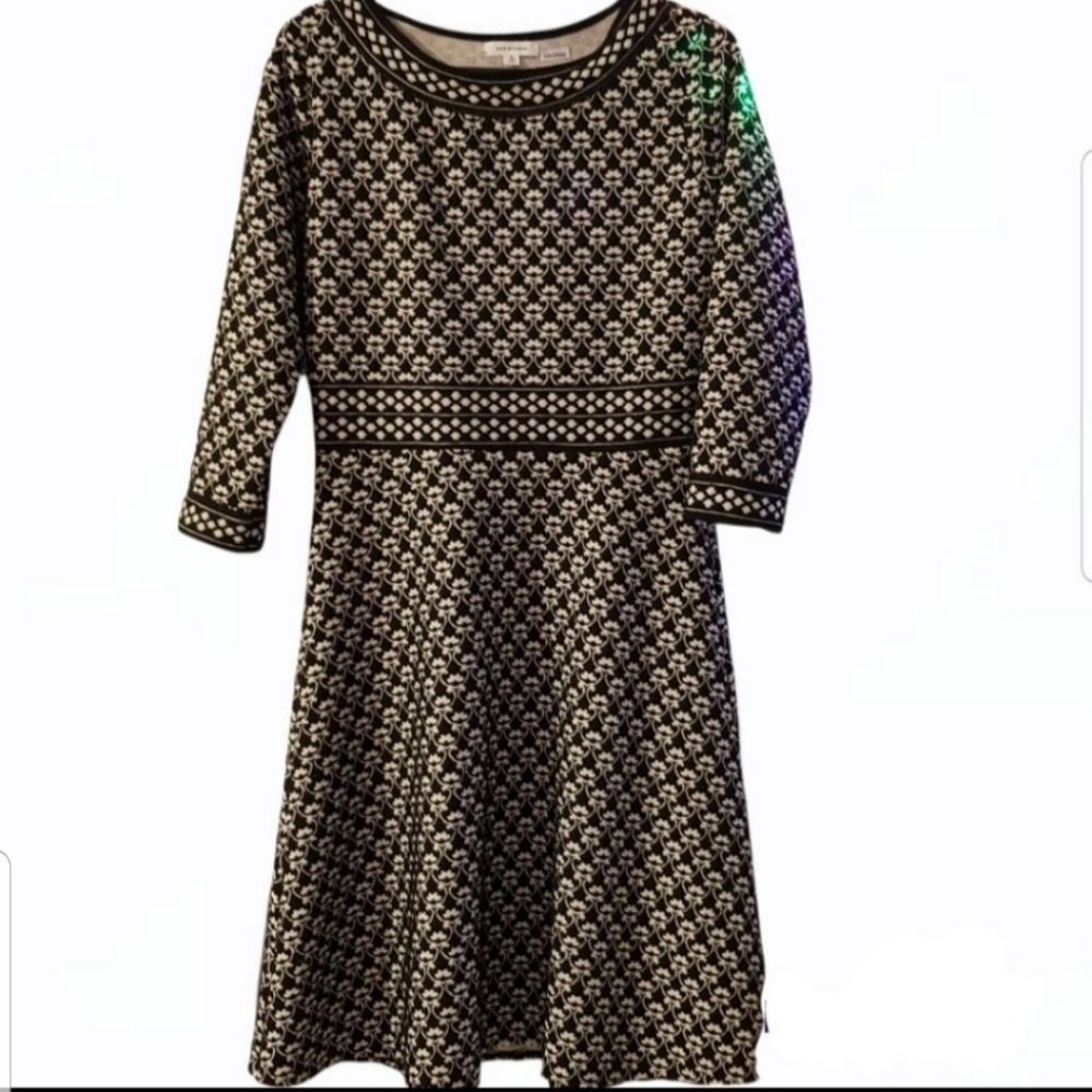 Max studio women's black and white full slevees midi dress, Size small